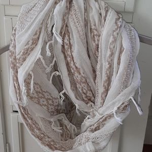 Infinity scarf